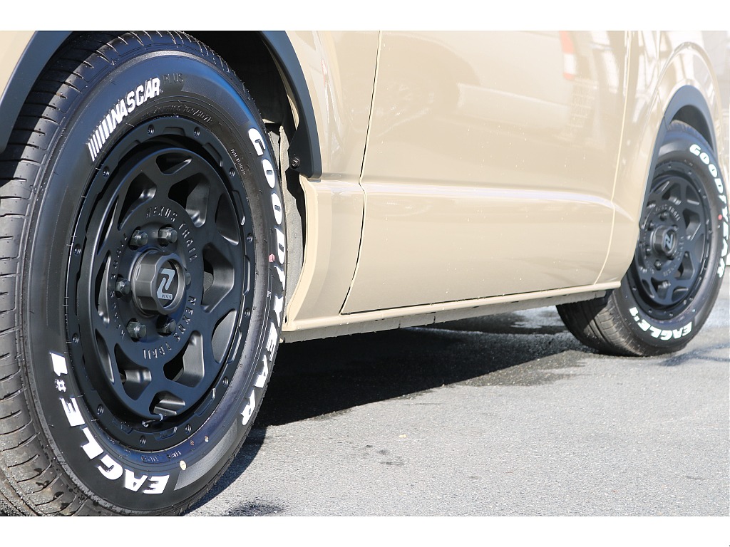 【R6年式/アースカラーPKG/ガソリン2WD】オルテガ×ノットレコード仕様★大画面ナビ★Type2ベッドキット他＊＊全国ご納車OK＊＊