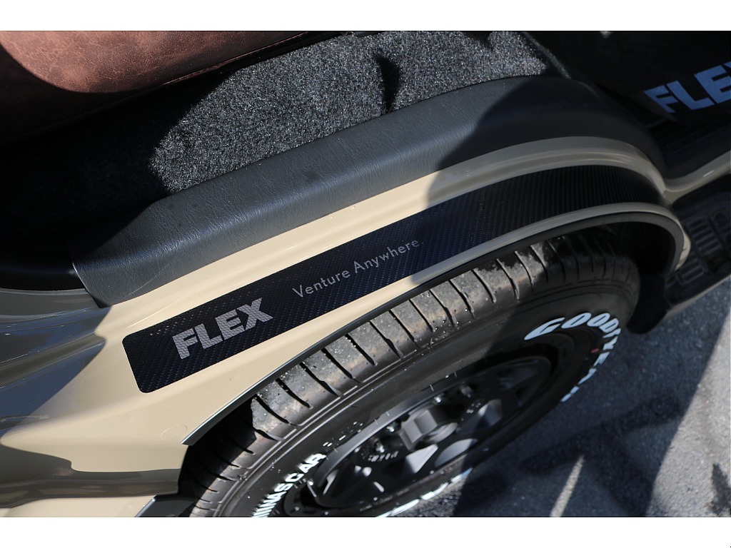 【R6年式/アースカラーPKG/ガソリン2WD】オルテガ×ノットレコード仕様★大画面ナビ★Type2ベッドキット他＊＊全国ご納車OK＊＊