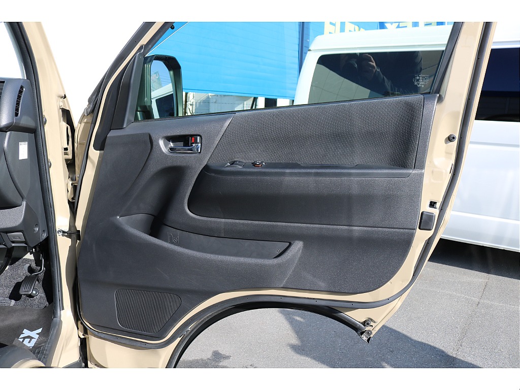 【R6年式/アースカラーPKG/ガソリン2WD】オルテガ×ノットレコード仕様★大画面ナビ★Type2ベッドキット他＊＊全国ご納車OK＊＊