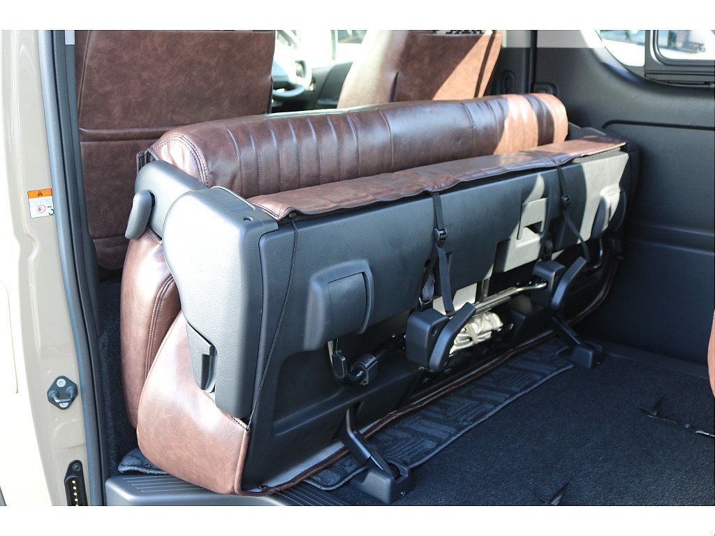 【R6年式/アースカラーPKG/ガソリン2WD】オルテガ×ノットレコード仕様★大画面ナビ★Type2ベッドキット他＊＊全国ご納車OK＊＊