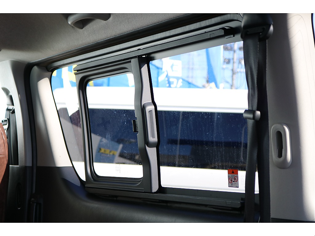 【R6年式/アースカラーPKG/ガソリン2WD】オルテガ×ノットレコード仕様★大画面ナビ★Type2ベッドキット他＊＊全国ご納車OK＊＊