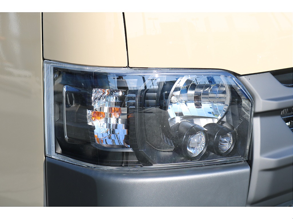 【R6年式/アースカラーPKG/ガソリン2WD】オルテガ×ノットレコード仕様★大画面ナビ★Type2ベッドキット他＊＊全国ご納車OK＊＊