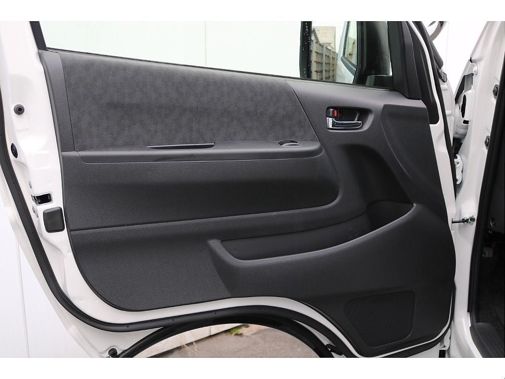 【新車/ワゴンGL/ガソリン2WD】オリジナル内装Relaxing★コンプリート済車両★BIG-X＆12.8フリップ他＊＊全国ご納車可能＊＊