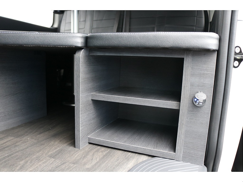 【新車/ワゴンGL/ガソリン2WD】オリジナル内装Relaxing★コンプリート済車両★BIG-X＆12.8フリップ他＊＊全国ご納車可能＊＊