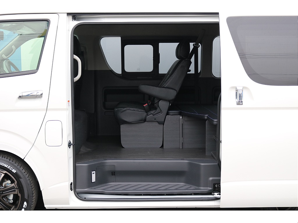 【新車/ワゴンGL/ガソリン2WD】オリジナル内装Relaxing★コンプリート済車両★BIG-X＆12.8フリップ他＊＊全国ご納車可能＊＊