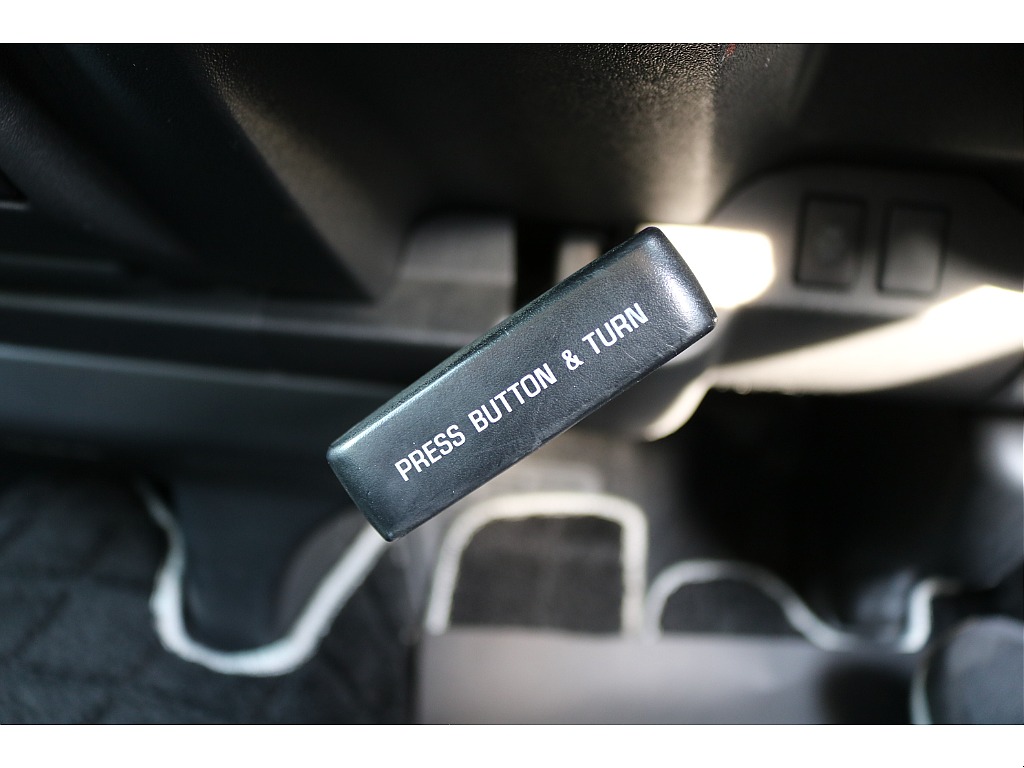 【H27年式/3ナンバー/4型/ガソリン2WD】ボクシースタイル内装★ローダウン＊＊全国ご納車OK