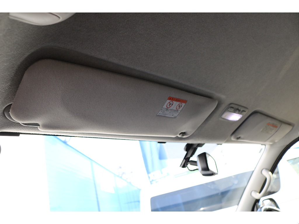 【H27年式/3ナンバー/4型/ガソリン2WD】ボクシースタイル内装★ローダウン＊＊全国ご納車OK