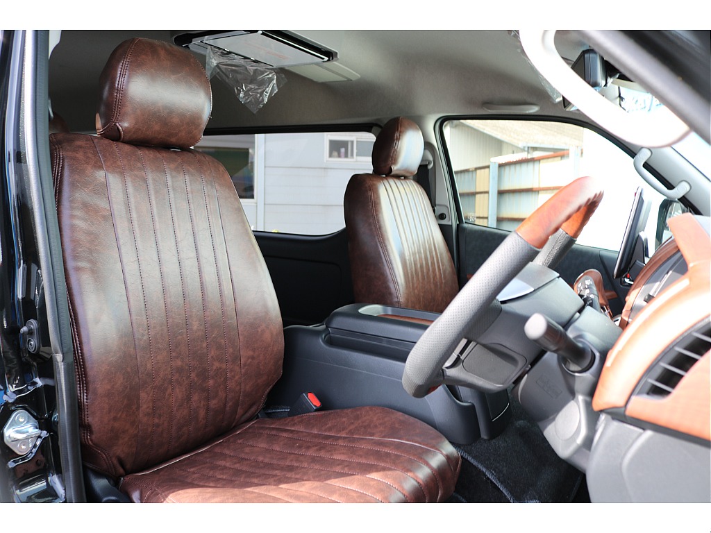 トヨタ ハイエース(23枚目)