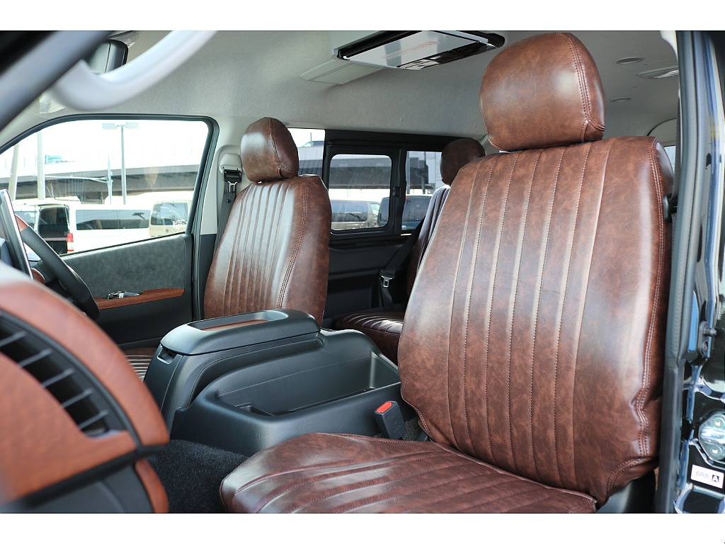 トヨタ ハイエース(35枚目)