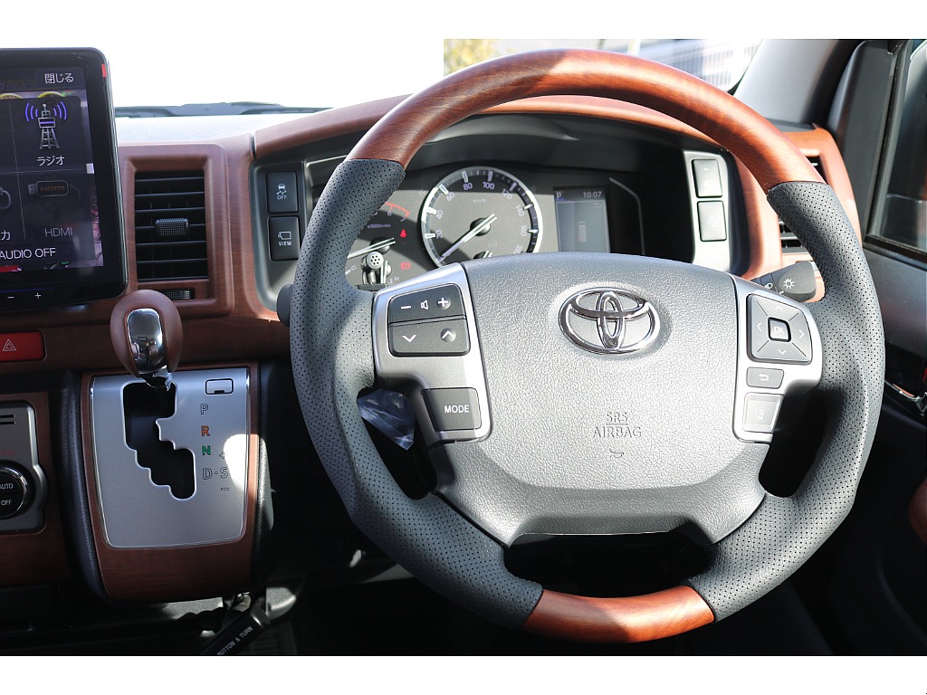 トヨタ ハイエース(41枚目)