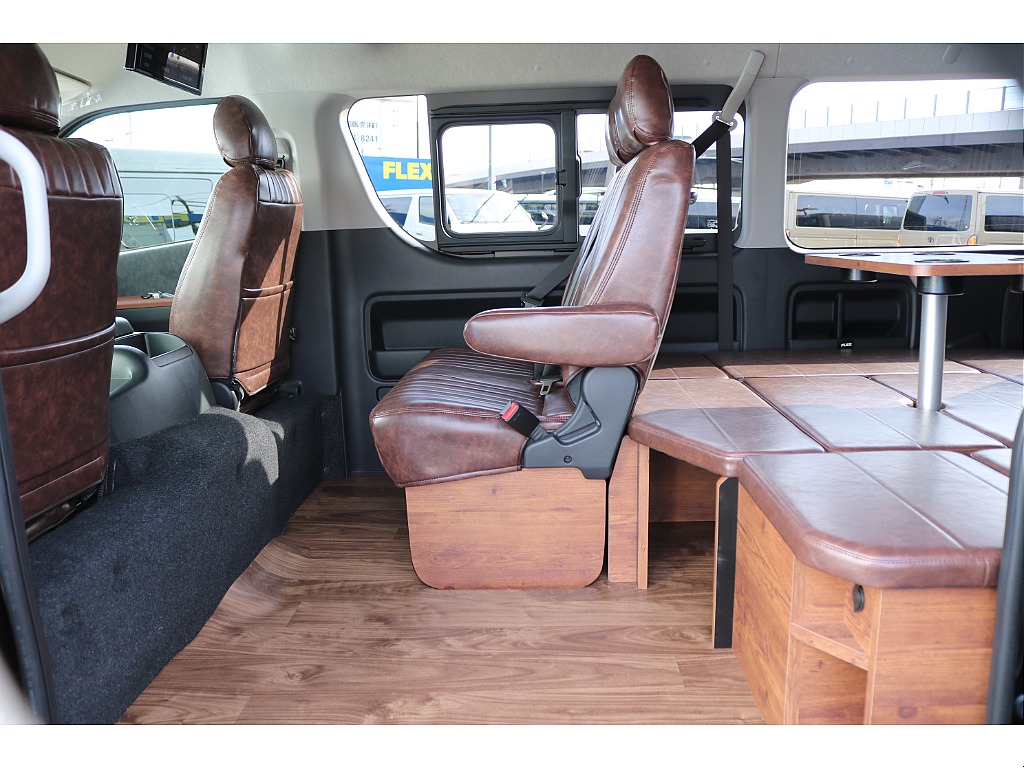 トヨタ ハイエース(44枚目)