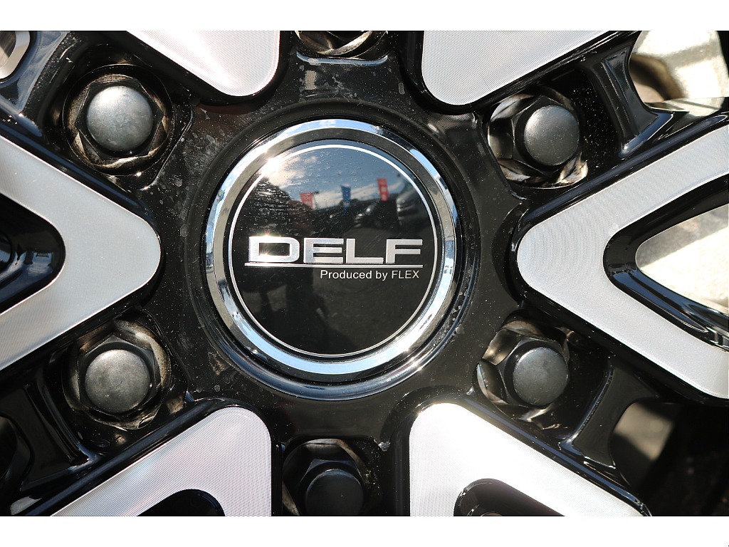 【R6年式/４ナンバー/ディーゼル2WD】ベッドキット☆大画面ナビ☆ローダウン☆全国ご納車OK～＊＊＊＊