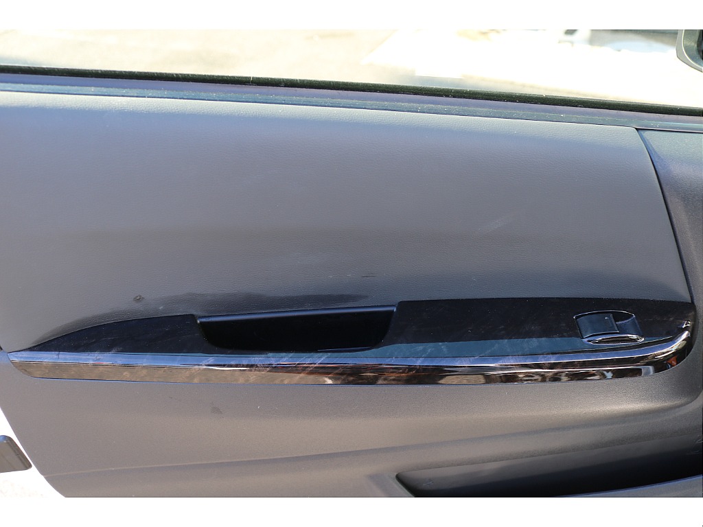 【R6年式/４ナンバー/ディーゼル2WD】ベッドキット☆大画面ナビ☆ローダウン☆全国ご納車OK～＊＊＊＊