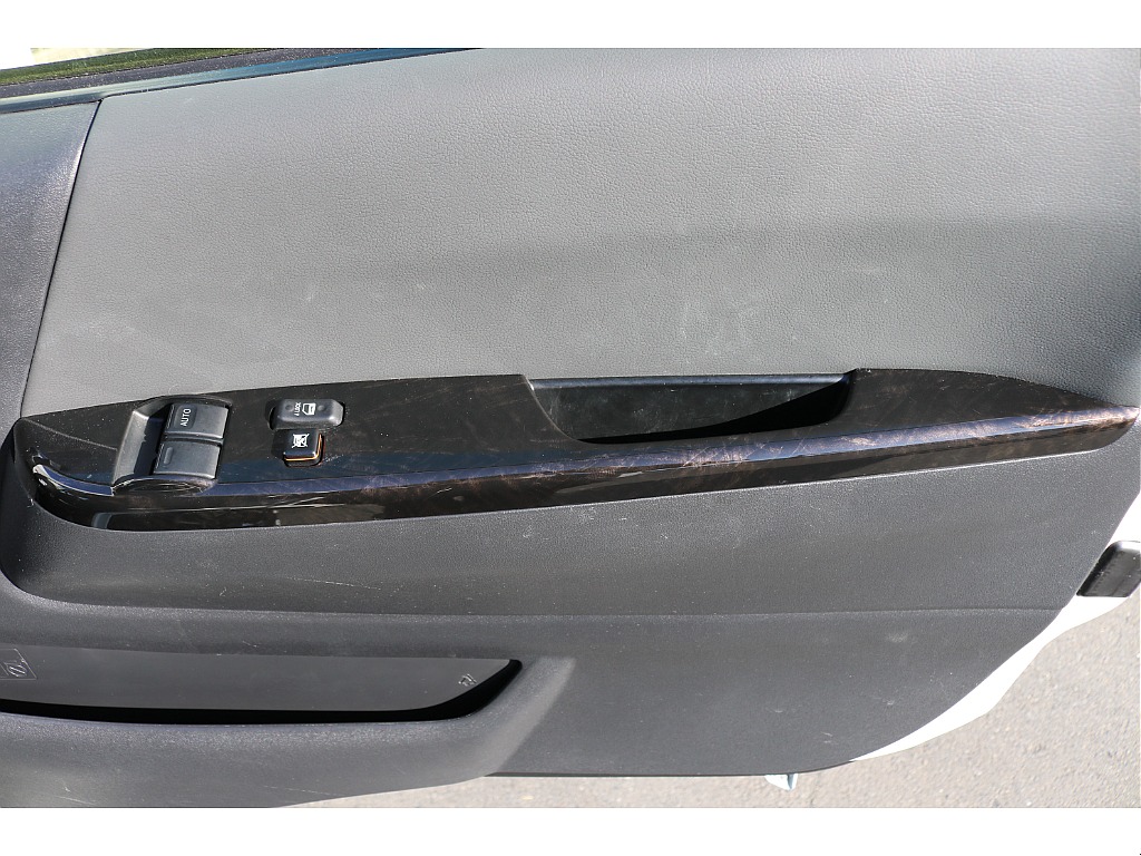 【R6年式/４ナンバー/ディーゼル2WD】ベッドキット☆大画面ナビ☆ローダウン☆全国ご納車OK～＊＊＊＊