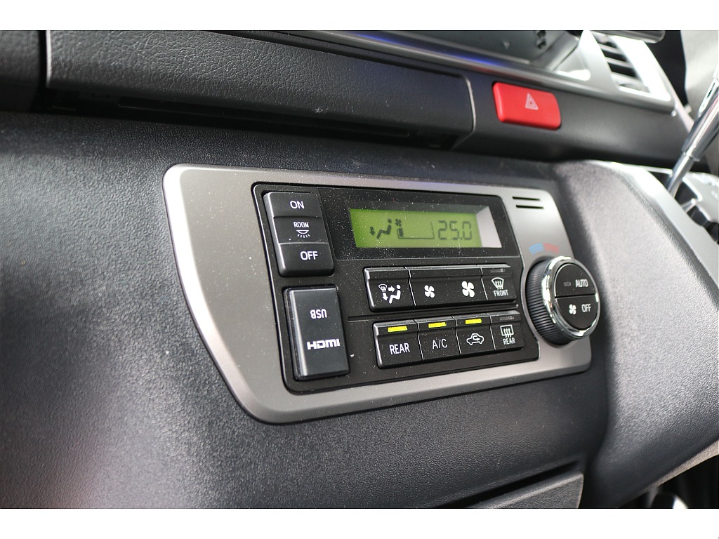 トヨタ ハイエース(22枚目)