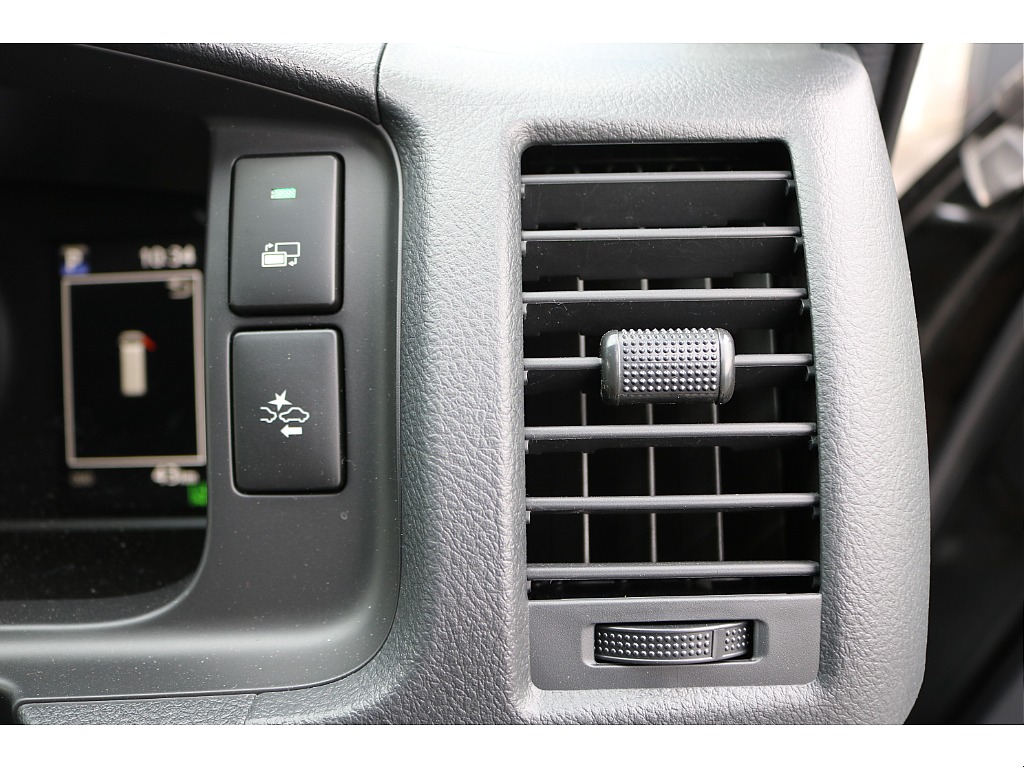 トヨタ ハイエース(27枚目)