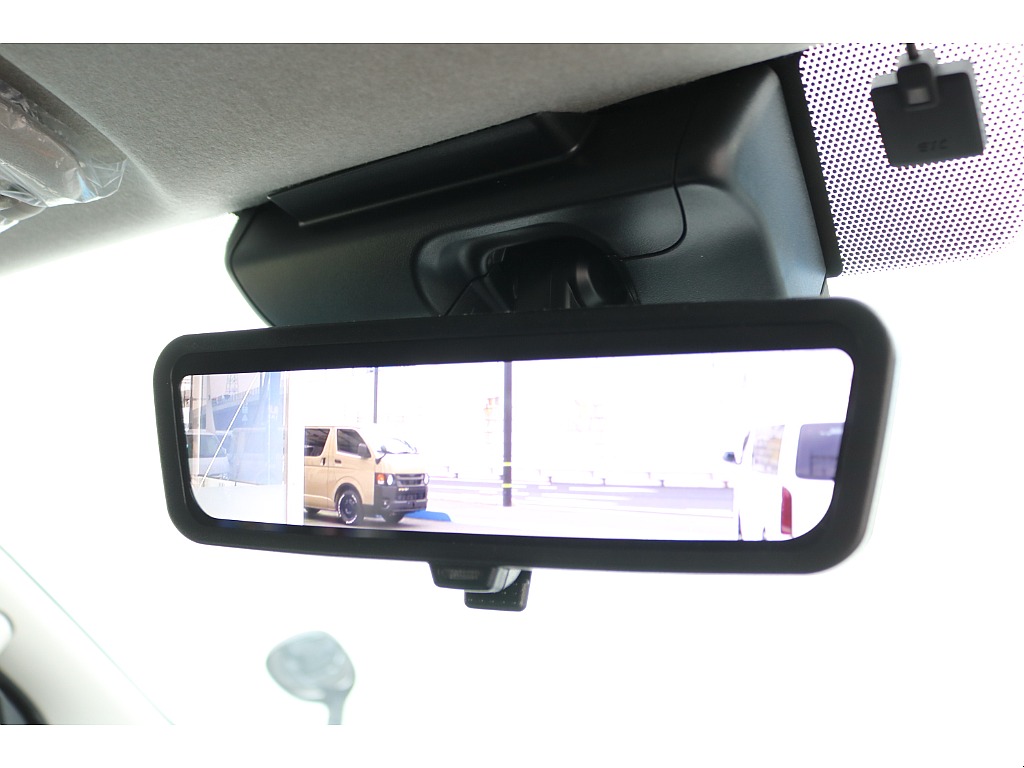 トヨタ ハイエース(33枚目)