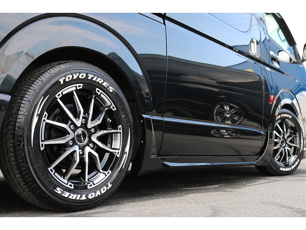 トヨタ ハイエースバン(24枚目)