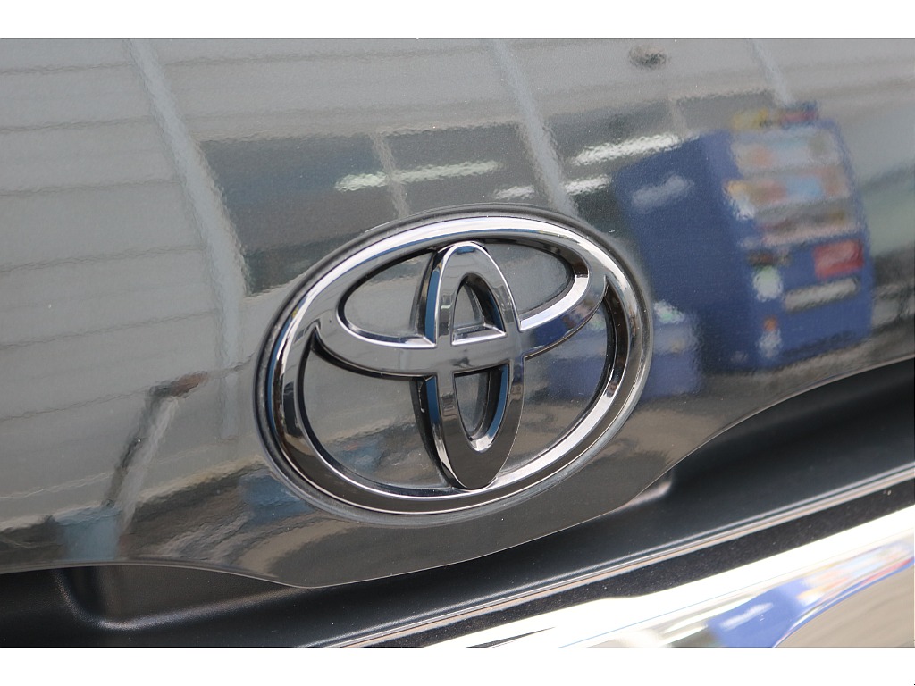 トヨタ ハイエースバン(28枚目)