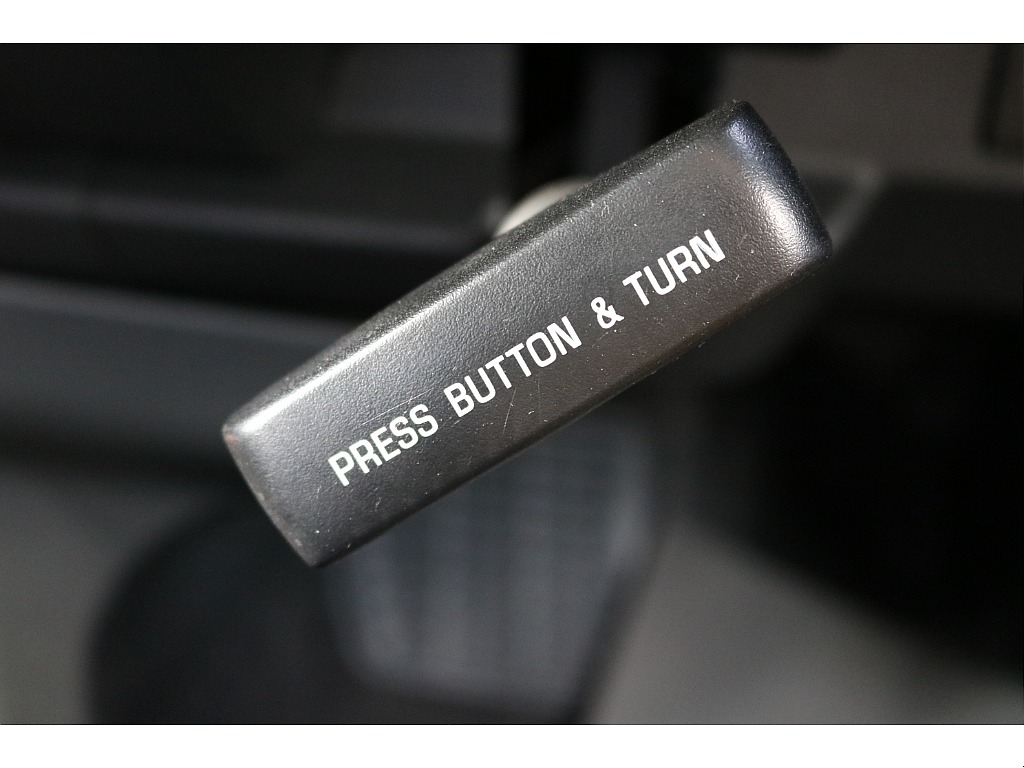 トヨタ ハイエースバン(34枚目)