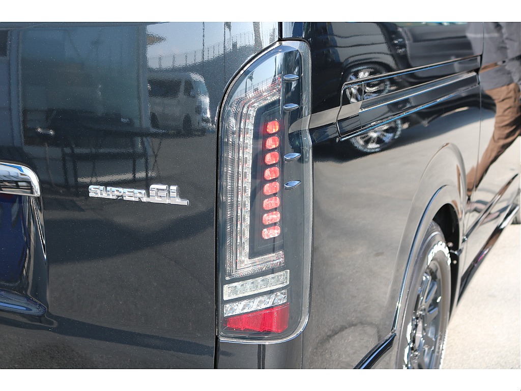 トヨタ ハイエースバン(34枚目)