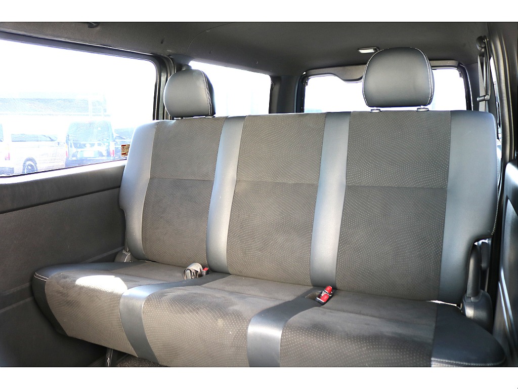 トヨタ ハイエースバン(39枚目)