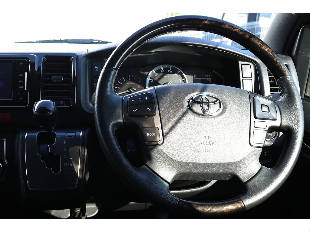 トヨタ ハイエースバン(51枚目)