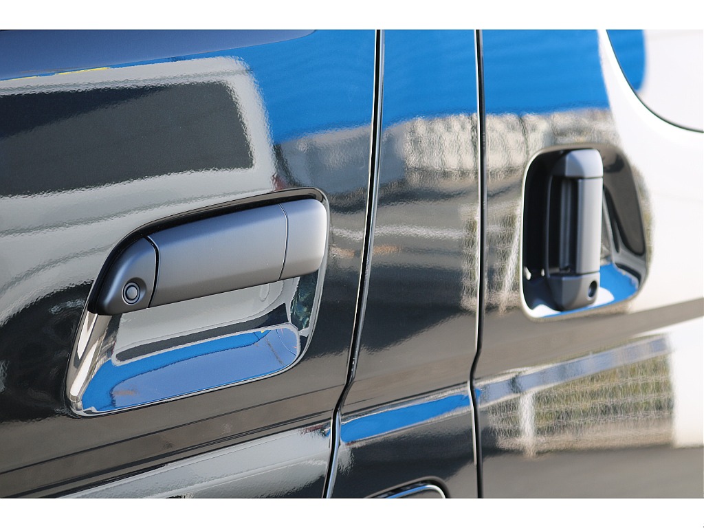 【新車/ワゴンGL/ガソリン4WD】ベッドマット★大画面ナビ★ローダウン他★＊＊全国ご納車可能＊＊