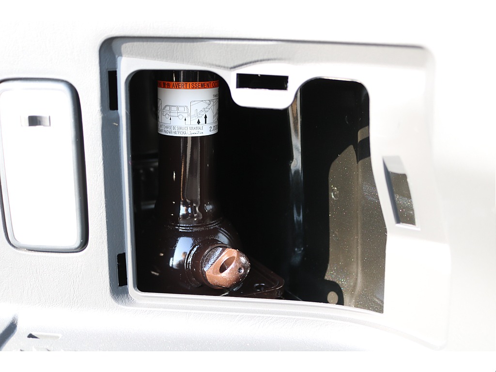 【新車/ワゴンGL/ガソリン4WD】ベッドマット★大画面ナビ★ローダウン他★＊＊全国ご納車可能＊＊