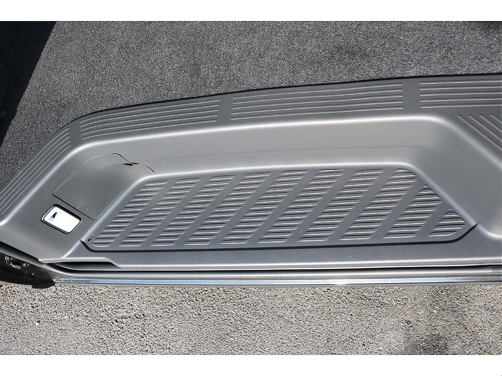 【新車/ワゴンGL/ガソリン4WD】ベッドマット★大画面ナビ★ローダウン他★＊＊全国ご納車可能＊＊