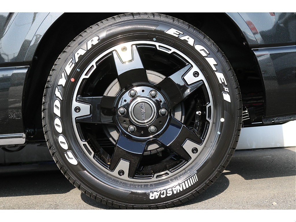 【新車/ワゴンGL/ガソリン4WD】ベッドマット★大画面ナビ★ローダウン他★＊＊全国ご納車可能＊＊