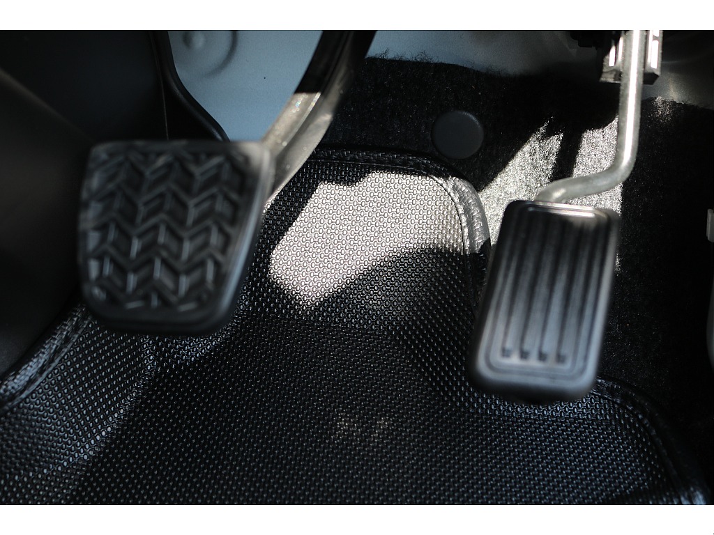 【R6年式/４ナンバー/ディーゼル2WD】ローダウン☆ベッドキット☆全国ご納車OK～＊＊＊＊