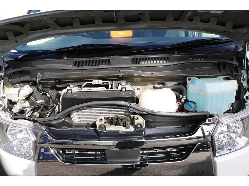 【R4年式/4ナンバー/ディーゼル4WD】TRDスポイラー★床パネル★ベッドキット★他＊＊全国ご納車OK～＊＊