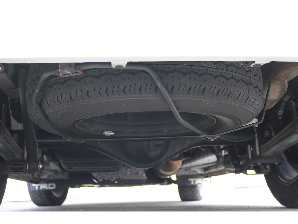 【R4年式/4ナンバー/ディーゼル4WD】TRDスポイラー★床パネル★ベッドキット★他＊＊全国ご納車OK～＊＊