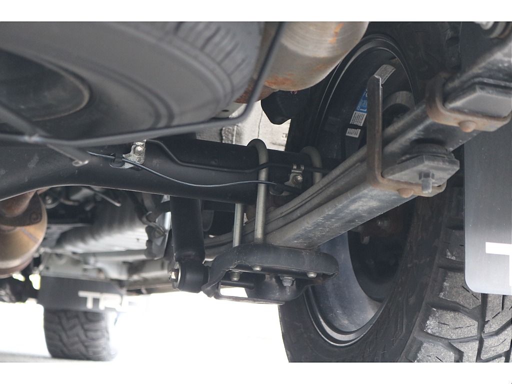 【R4年式/4ナンバー/ディーゼル4WD】TRDスポイラー★床パネル★ベッドキット★他＊＊全国ご納車OK～＊＊