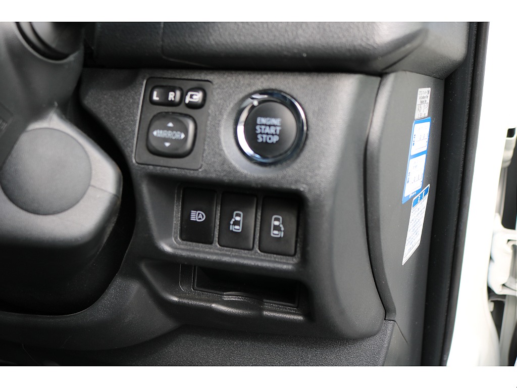 【R4年式/4ナンバー/ディーゼル4WD】TRDスポイラー★床パネル★ベッドキット★他＊＊全国ご納車OK～＊＊