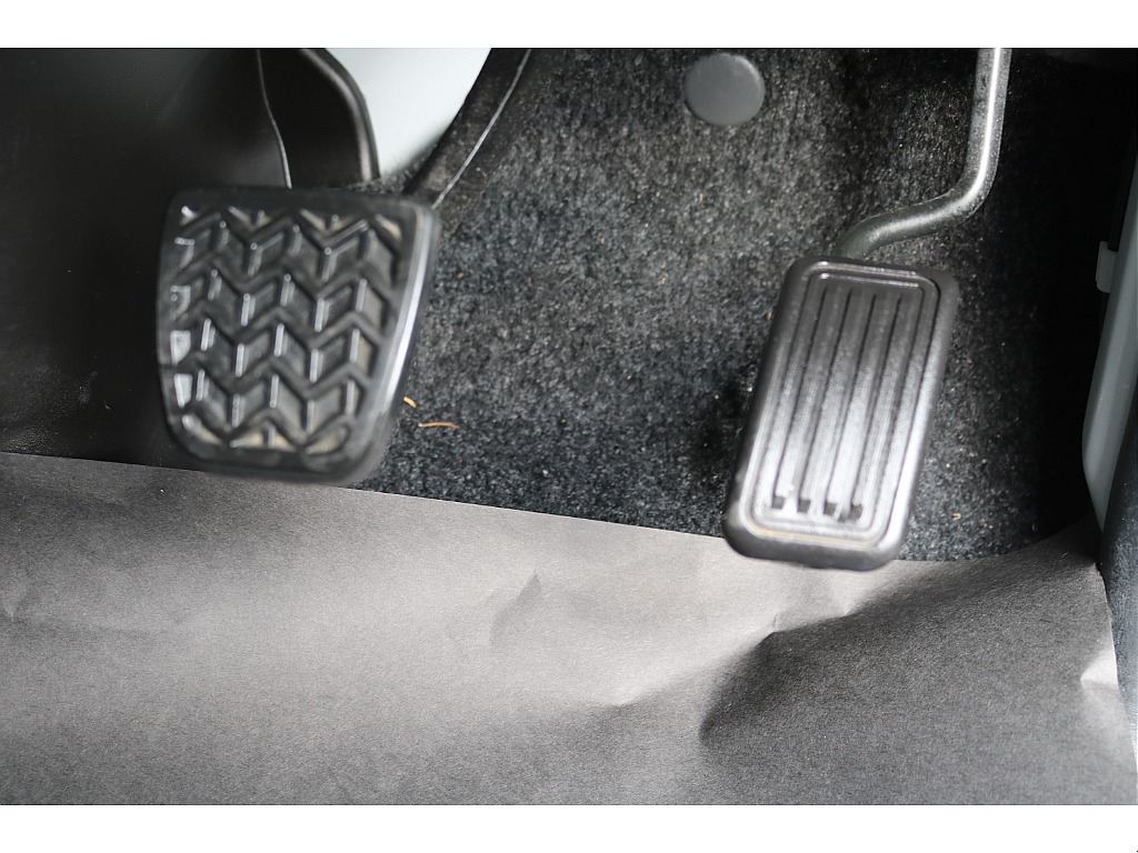 トヨタ ハイエースバン(23枚目)