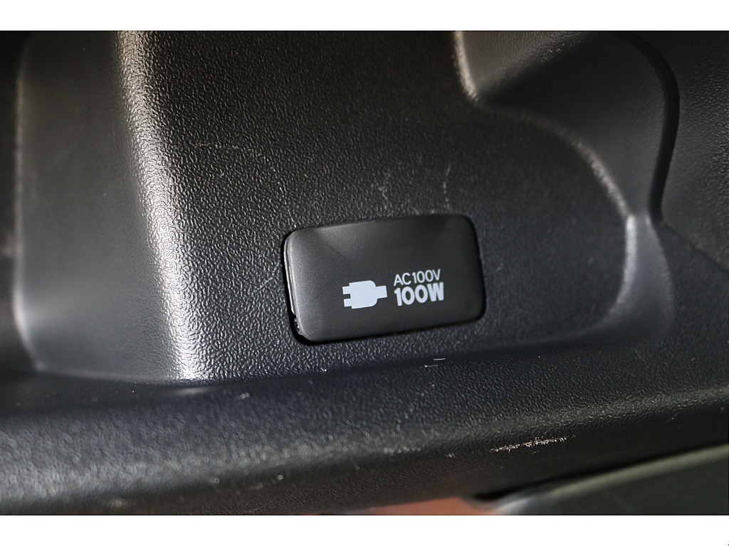 トヨタ ハイエースバン(33枚目)