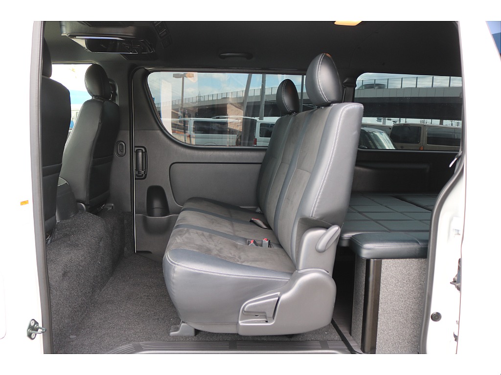 トヨタ ハイエースバン(43枚目)