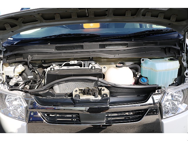 【R4年式/4ナンバー/ディーゼル4WD】TRDスポイラー★床パネル★ベッドキット★他＊＊全国ご納車OK～＊＊