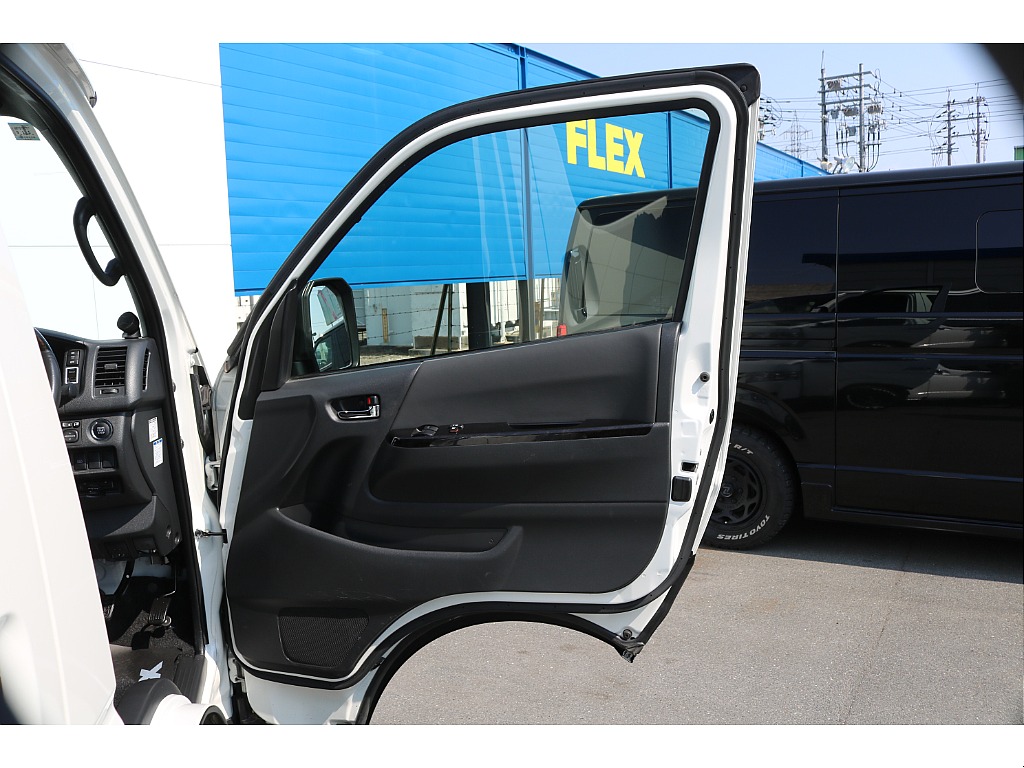 【R3年式/4ナンバー/ディーゼル4WD】オフロードPKG・大画面ナビ・ベッドキット・他＊＊全国ご納車OK～＊＊