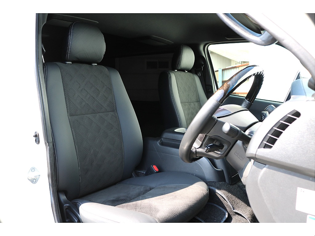 【R3年式/4ナンバー/ディーゼル4WD】オフロードPKG・大画面ナビ・ベッドキット・他＊＊全国ご納車OK～＊＊