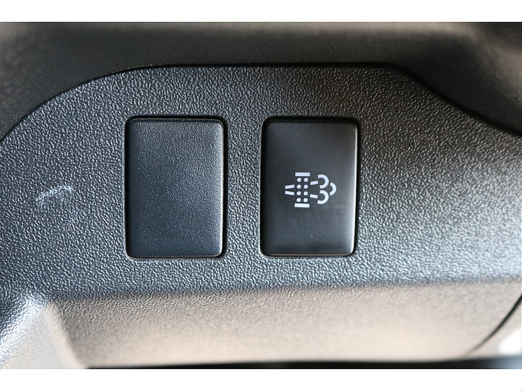 【R3年式/4ナンバー/ディーゼル4WD】オフロードPKG・大画面ナビ・ベッドキット・他＊＊全国ご納車OK～＊＊