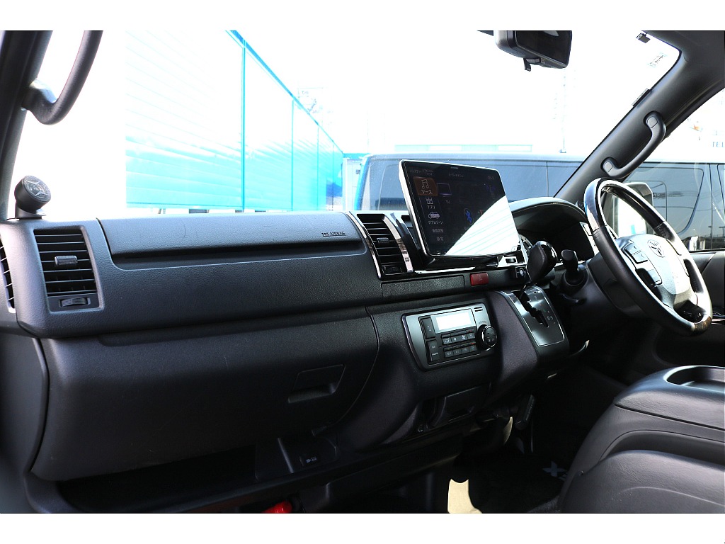 トヨタ ハイエースバン(47枚目)