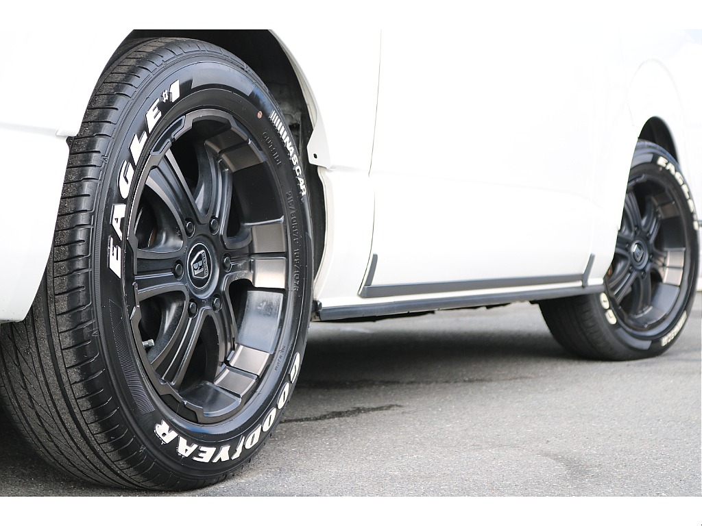 【R2年式/４ナンバー/ディーゼル4WD】★大画面ナビ★寒冷地仕様★ベッドキット★他＊＊全国ご納車OK＊＊