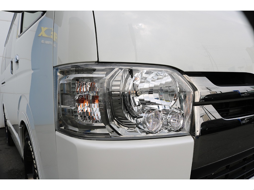 【R2年式/４ナンバー/ディーゼル4WD】★大画面ナビ★寒冷地仕様★ベッドキット★他＊＊全国ご納車OK＊＊