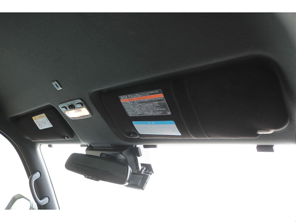 【R2年式/４ナンバー/ディーゼル4WD】★大画面ナビ★寒冷地仕様★ベッドキット★他＊＊全国ご納車OK＊＊