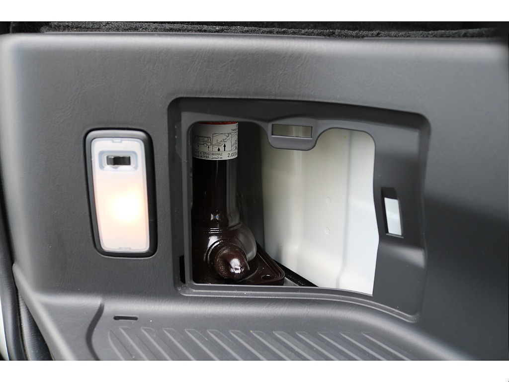 【R2年式/４ナンバー/ディーゼル4WD】★大画面ナビ★寒冷地仕様★ベッドキット★他＊＊全国ご納車OK＊＊