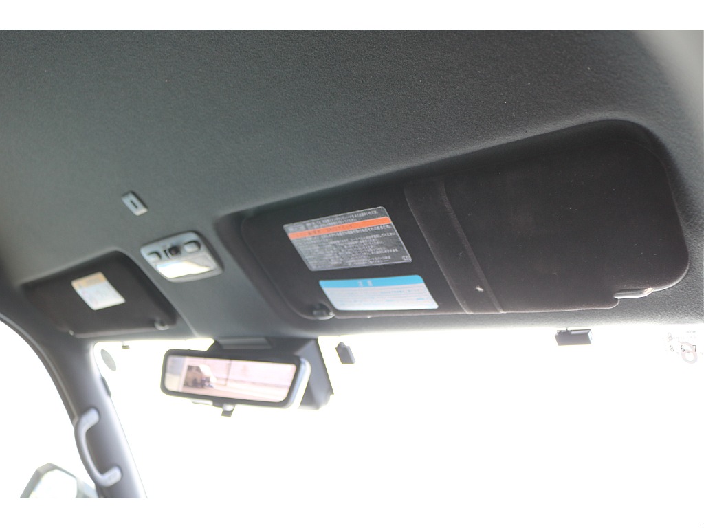 トヨタ ハイエースバン(34枚目)