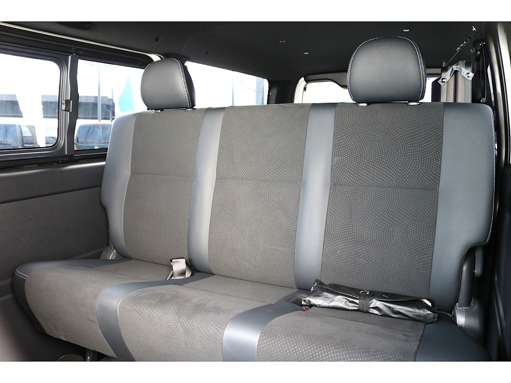 トヨタ ハイエースバン(41枚目)